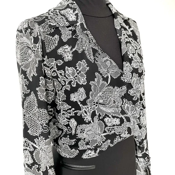 Versatile blouse - Picture 3 of 7